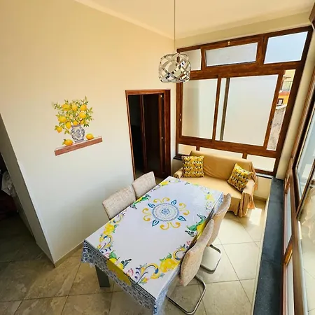 Casa Beatrice 펜션 Polvica